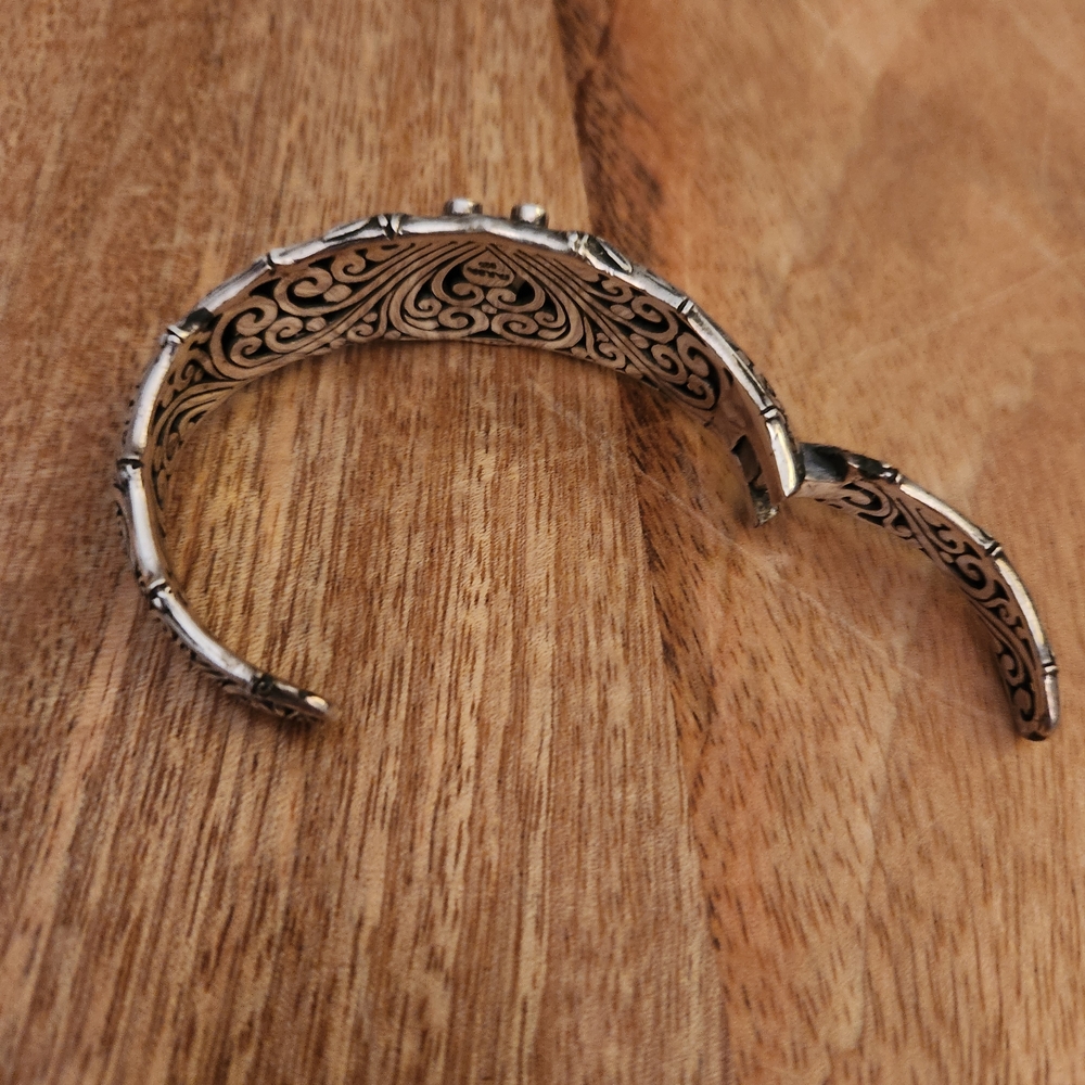 Sarda Silver Owl Hinged Cuff Bracelet - Picture 6 of 7